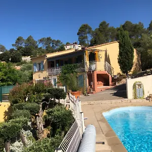 Appartement Dans La Colline, Belgentier